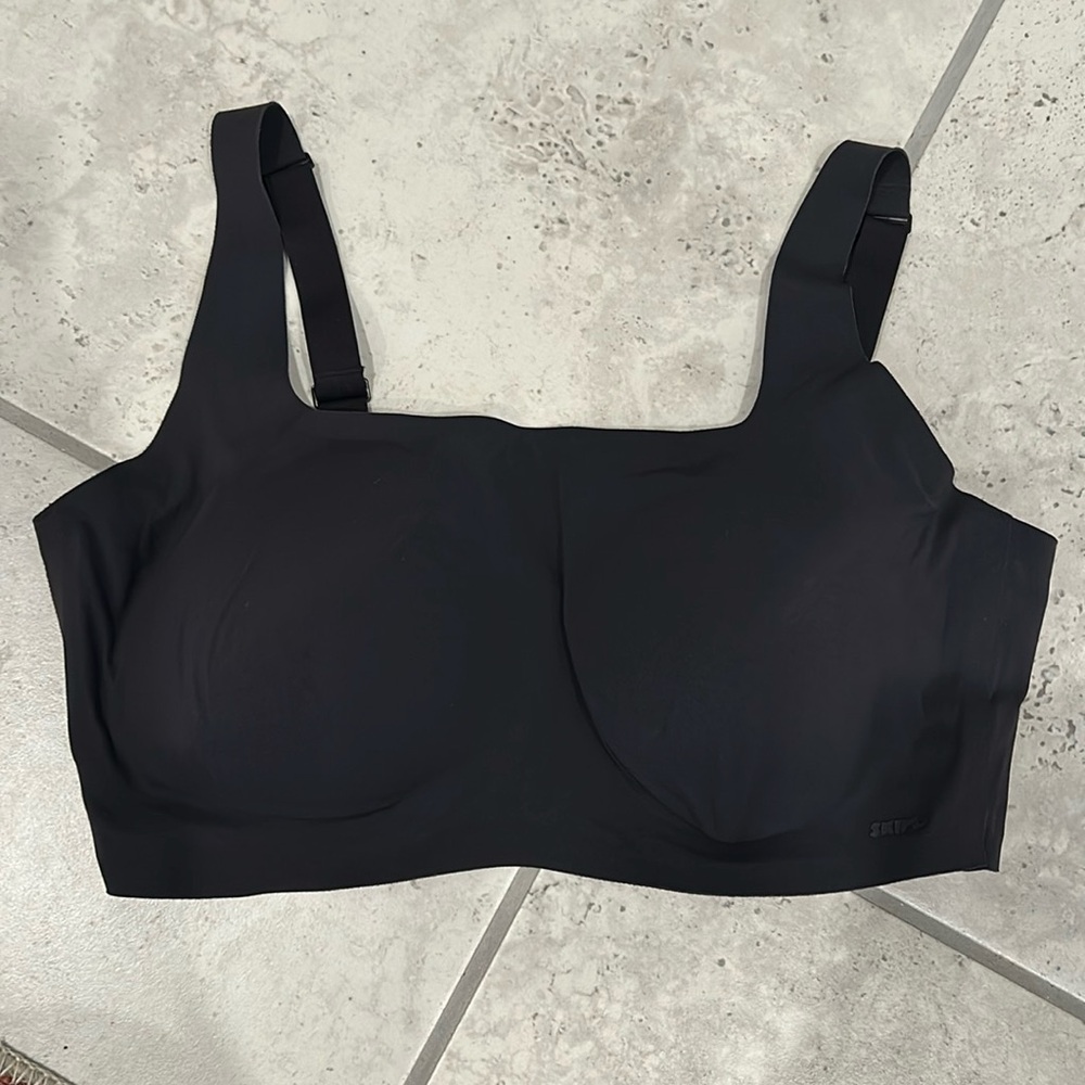 Skims bralette